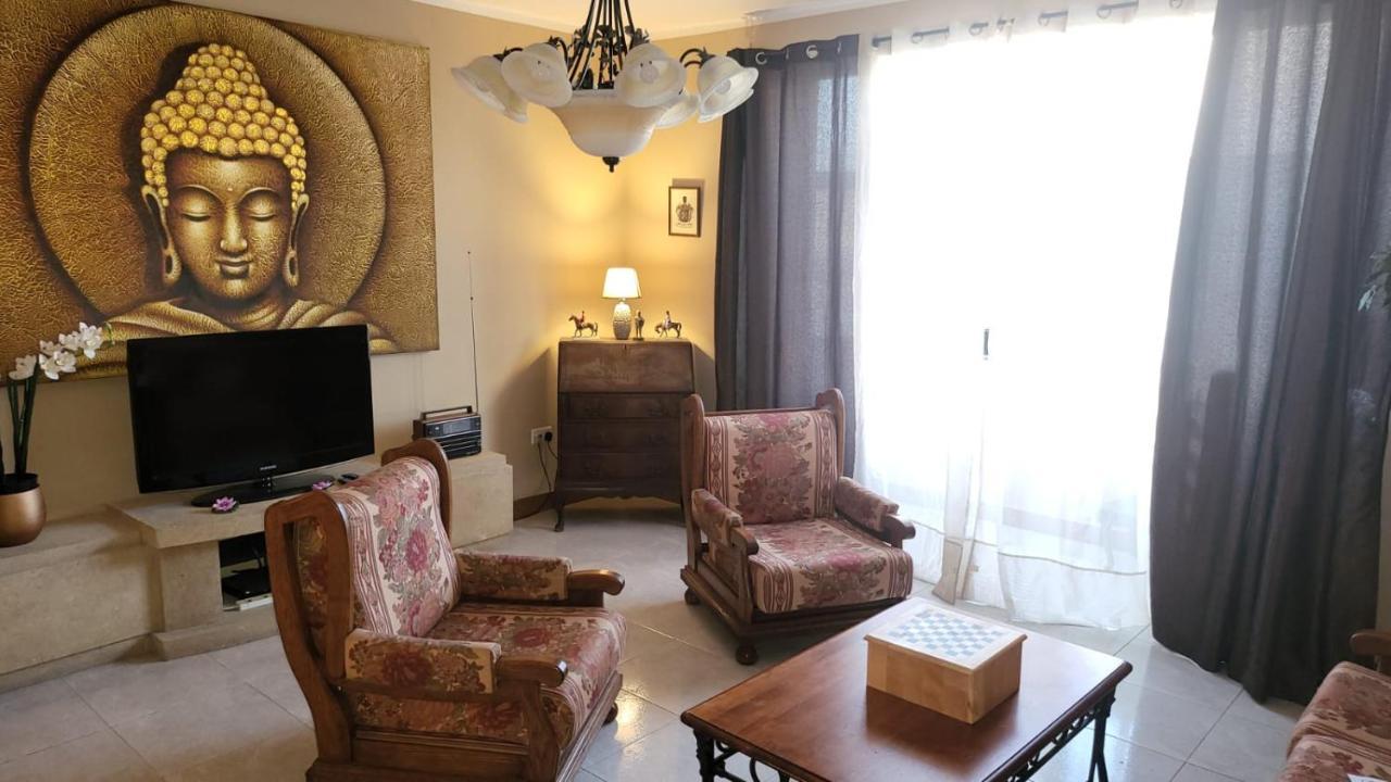 Lotus Apartment Хамрун Екстер'єр фото