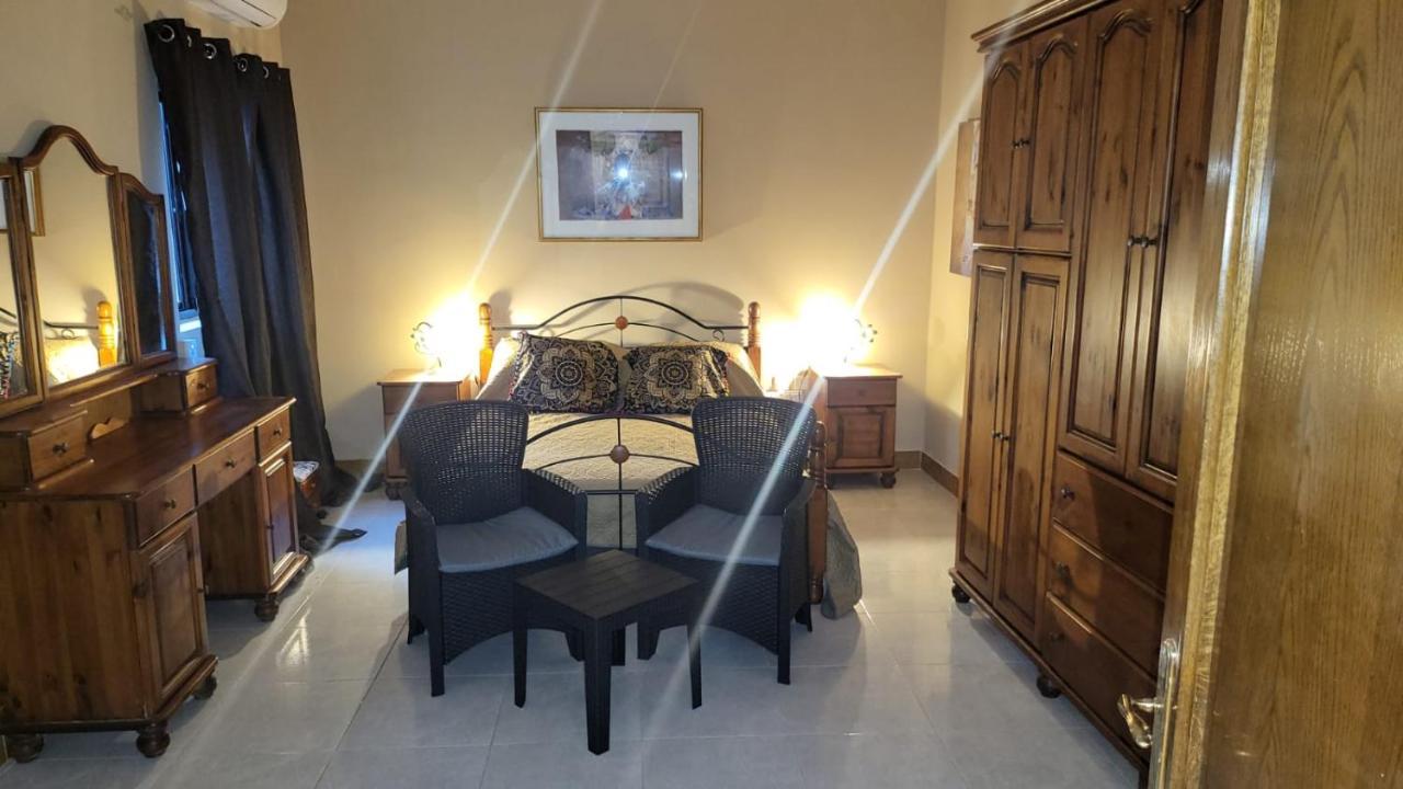 Lotus Apartment Хамрун Екстер'єр фото